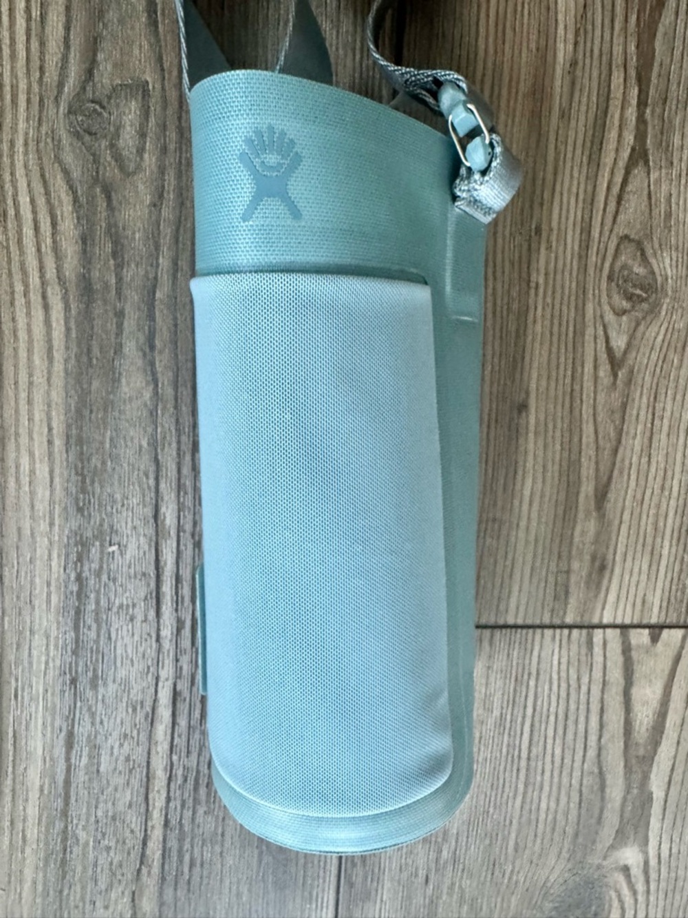 Hydro Flask seafoam Green Insulated Bottle Sling with Adjustable Strap - Picture 2 of 3